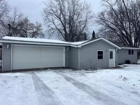 120 S Irving Ave, Rush City, MN 55069