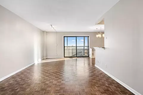 410 Groveland Ave #1605, Minneapolis, MN 55403