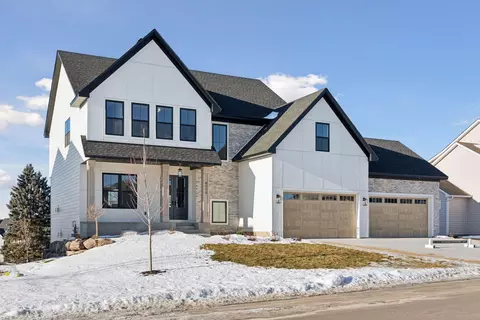 4715 Comstock Ln N, Plymouth, MN 55446