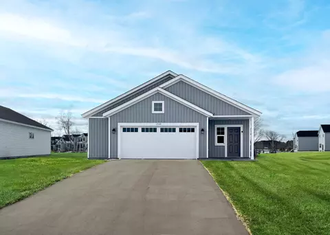 1516 Meadows Dr NE, East Bethel, MN 55005