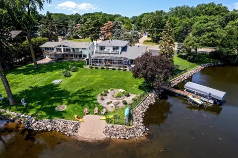 2065 Long Lake Rd, New Brighton, MN 55112