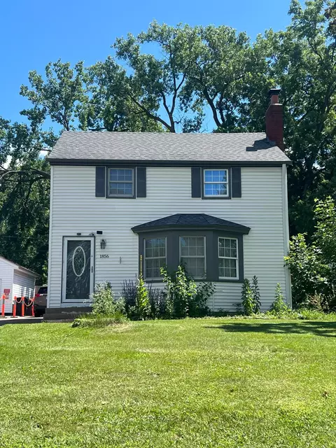 1856 Flandrau St, Maplewood, MN 55109