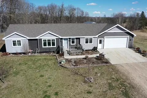 Exterior - 50742 County Highway 53, Perham, MN 56573 photo 5 of 8