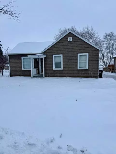 137 3rd Ave SE, Spring Grove, MN 55974