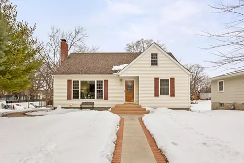 113 3rd St S, Delano, MN 55328