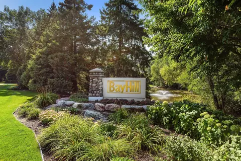 11472 Fairfield Rd W #302, Minnetonka, MN 55305
