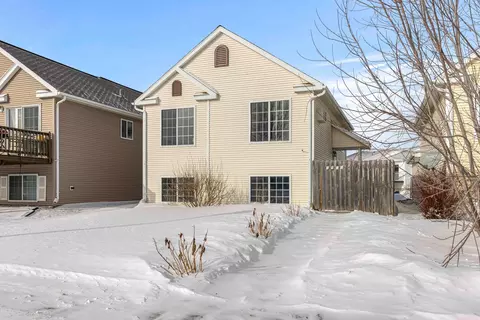 1941 57th Ave S, Fargo, ND 58104