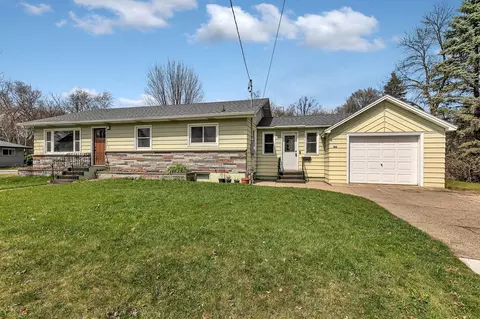 419 2nd St N, Cold Spring, MN 56320