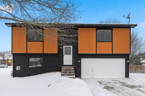 2801 11th Ave, Anoka, MN 55303