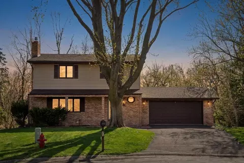 1912 Serendipity Ct, New Brighton, MN 55112