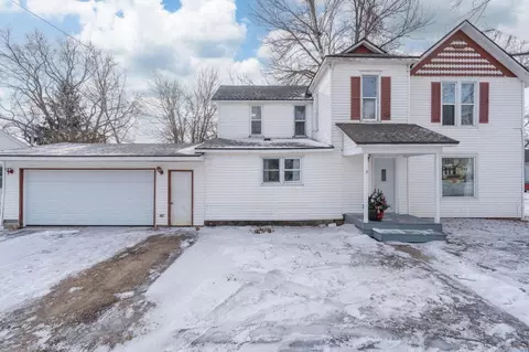 302 E Humphrey St, Lake Crystal, MN 56055