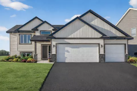 19197 Colonial Trl, Farmington, MN 55024