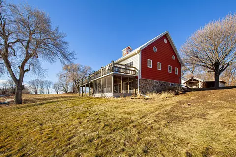 12141 Tripp Ave, Fulda, MN 56131