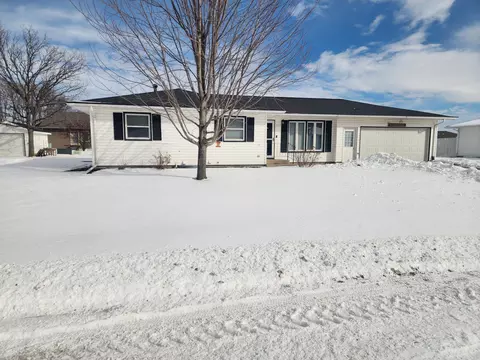 311 Smith Dr, Redwood Falls, MN 56283