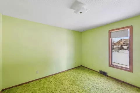 Bedroom - 6276 Drake Dr, Independence, MN 55359 photo 2 of 5