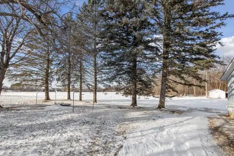 Exterior - 6276 Drake Dr, Independence, MN 55359 photo 5 of 6