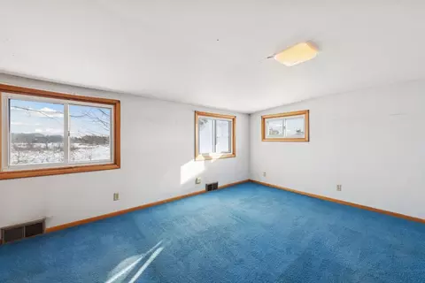 Bedroom - 6276 Drake Dr, Independence, MN 55359 photo 3 of 5