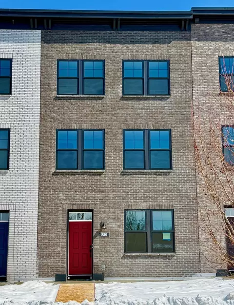 850 Woodlawn Ave, Saint Paul, MN 55116