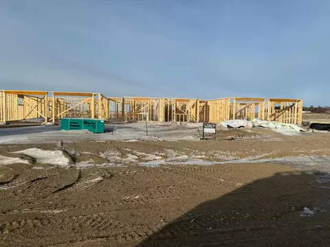 669 Waraju Ave, New Ulm, MN 56073