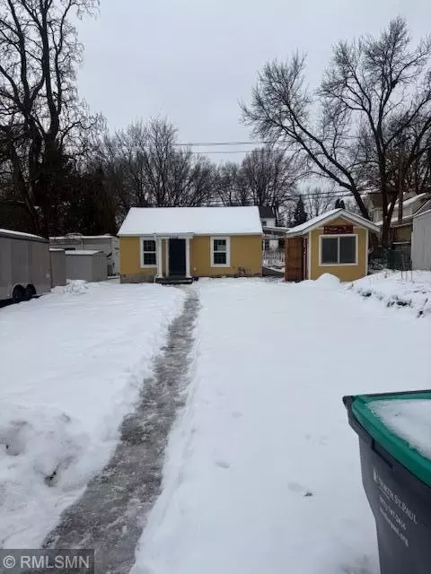 2522 15th Ave E, North Saint Paul, MN 55109
