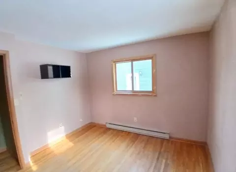 Bedroom - 204 Wadena St, Duluth, MN 55803 photo 8 of 8