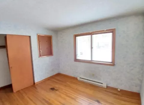 Bedroom - 204 Wadena St, Duluth, MN 55803 photo 3 of 8