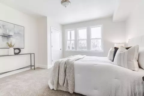 401 Rose Ave E, Saint Paul, MN 55130 photo 8