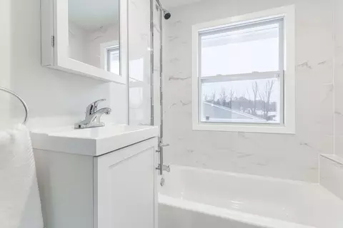 401 Rose Ave E, Saint Paul, MN 55130 photo 12