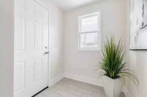 401 Rose Ave E, Saint Paul, MN 55130 photo 10