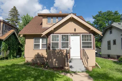 4020 Emerson Ave N, Minneapolis, MN 55412