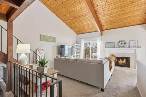 13732 Hemlock Ct, Apple Valley, MN 55124