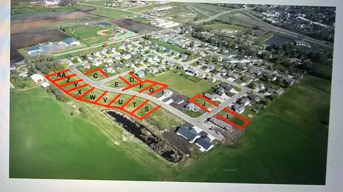 1017 E 3rd Ave SE, Freeport, MN 56336