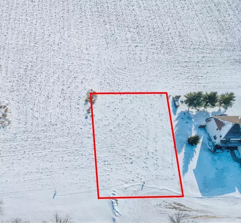 120 Kaukis Dr, Le Sueur, MN 56058