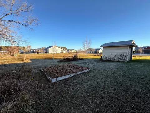 1019 7th Ave NE, Perham, MN 56573 photo 5