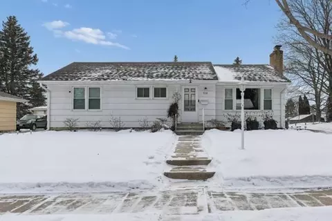 536 Idaho Ave E, Saint Paul, MN 55130