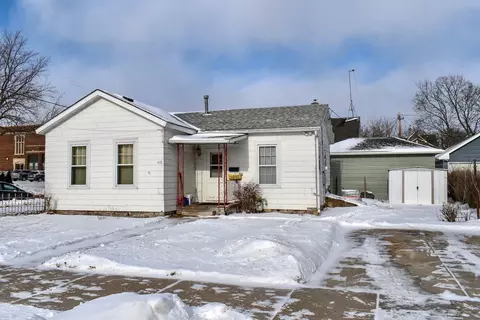 476 W Sanborn St, Winona, MN 55987