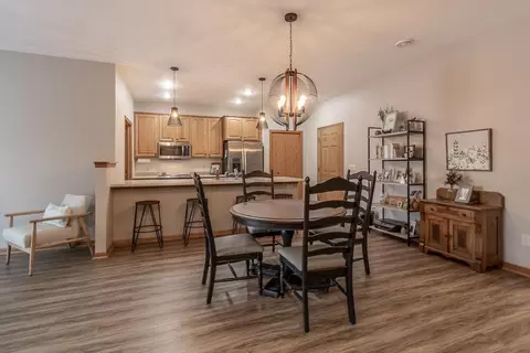 Dining - 2056 Pratt Cir, Saint Peter, MN 56082 photo 4 of 4
