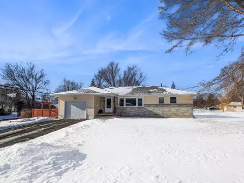 3611 Hampshire Ave N, Crystal, MN 55427