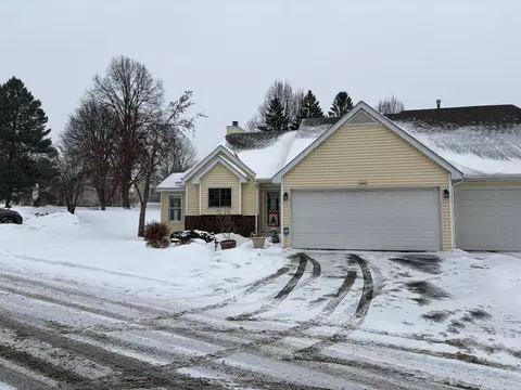 12800 Eastview Curv, Apple Valley, MN 55124