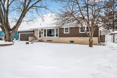 12724 Monterey Ave S, Savage, MN 55378