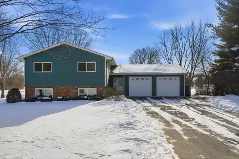 2225 Old Post Rd, Independence, MN 55359