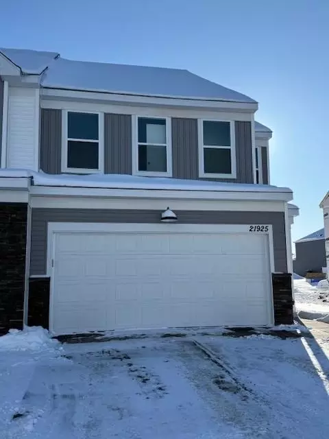 21921 Sawyer Ln, Rogers, MN 55374