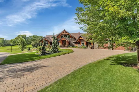 Exterior - 3121 Blackheath Dr, Saint Cloud, MN 56301 photo 6 of 37