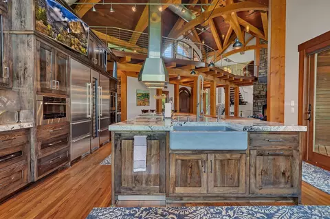 Kitchen - 3121 Blackheath Dr, Saint Cloud, MN 56301 photo 11 of 17