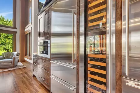 Kitchen - 3121 Blackheath Dr, Saint Cloud, MN 56301 photo 5 of 17