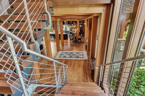 Entry Way - 3121 Blackheath Dr, Saint Cloud, MN 56301 photo 10 of 21