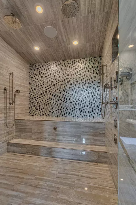Bath - 3121 Blackheath Dr, Saint Cloud, MN 56301 photo 5 of 10