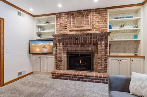 Living - 26435 Noble Rd, Excelsior, MN 55331 photo 3 of 4