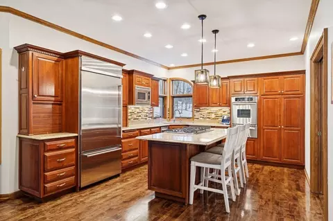 Kitchen - 26435 Noble Rd, Excelsior, MN 55331 photo 2 of 4