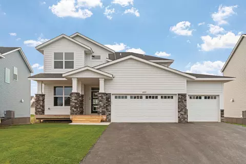 908 Pine Vale Ave, Somerset, WI 54025